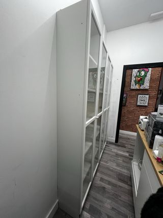 Armario blanco IKEA puertas cristal