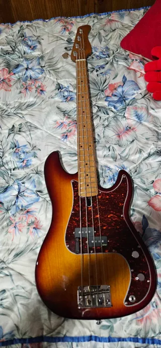 Bajo Marcus Miller Sire P5 2nd Gn