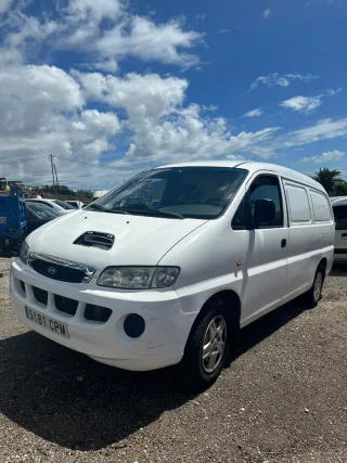 Hyundai H1 2003