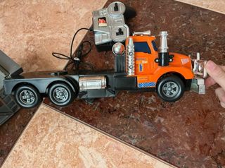 Camión Transportador Teledirigido Naranja