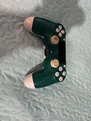 Consola PS4 Slim Negra + Mando Verde