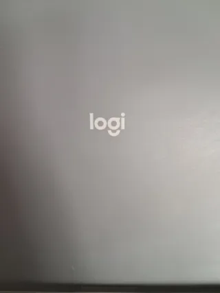 Logitech Combo Touch iPad Air M3/M4/M5 Gris