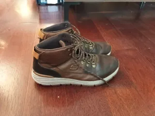 Botas Skechers Marrones 44