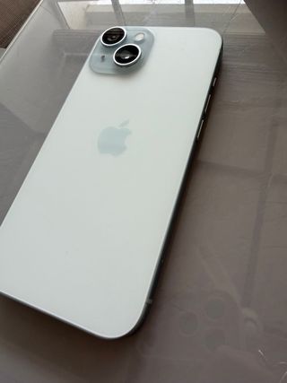 iPhone 15 128GB