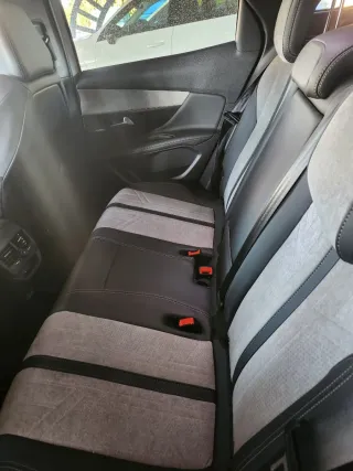 PEUGEOT 3008 GT HYBRID4 300CV -COMO NUEVO- 40000km