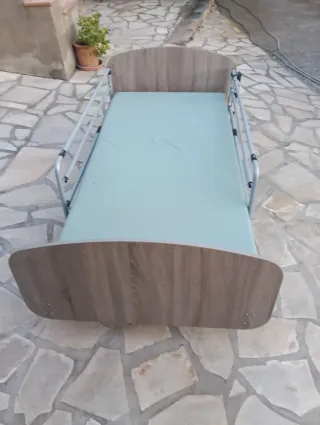 Cama Geriátrica Articulada Vermeiren