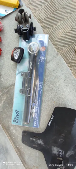 Piezas de bicicleta: sillines y tija