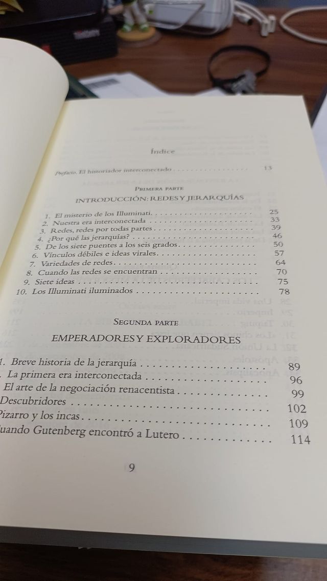 LIBRO LA PLAZA Y LA TORRE NIALL FERGUSON