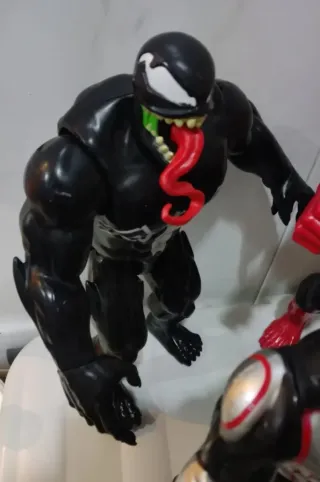 Lote Figuras Superhéroes Marvel GRANDES