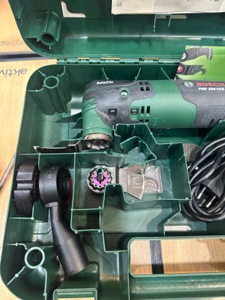 Bosch Herramienta multifuncional PMF 250 CES