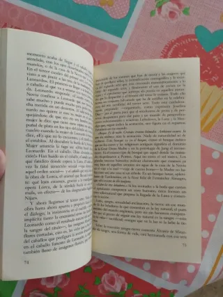 Bodas de Sangre (Letras Hispanicas) (Spanish Ed...