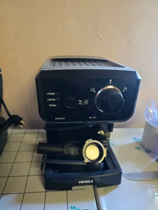 Cafetera espresso marca Elehot