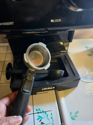 Cafetera espresso marca Elehot