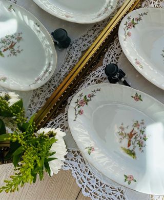 Plato de porcelana Rabaneras con flores