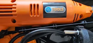 Multiherramienta con accesorios