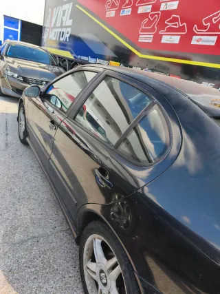 SEAT Leon 2004