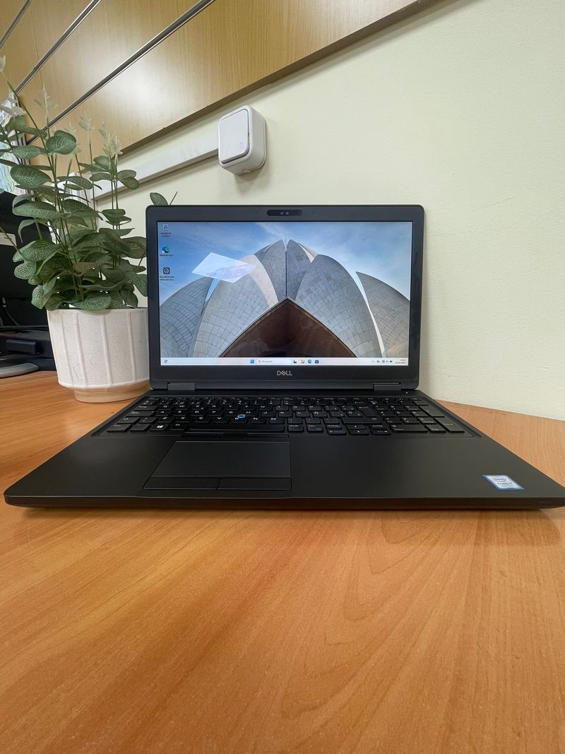 Dell Precision 3530 (ref. 103626)