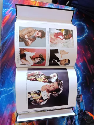 MOVIE:BOX- Libro en español