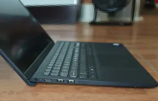 Portátil Dell vostro 3520 i7-1255U