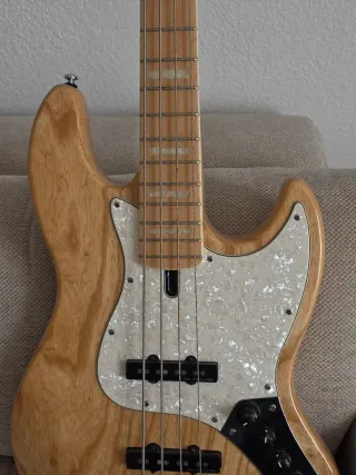 Bajo Sire Marcus Miller V7