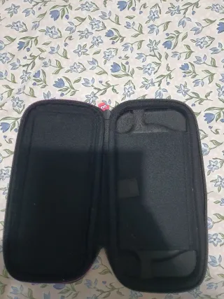 Nintendo Switch Juegos y Joy-Cons y funda