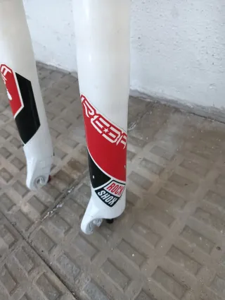 Horquilla RockShox Reba 26