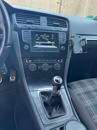 Volkswagen Golf GTI 2014