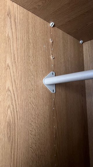 Armario modular Ikea PAX madera y cristal negro