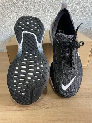 Nike ZoomX Invincible Run Flyknit 3