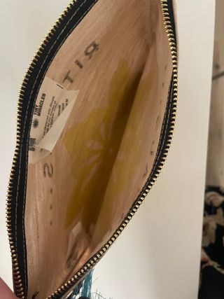 Neceser Rituals nuevo con flor amarilla