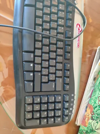 Teclado Gaming Negro y Plateado