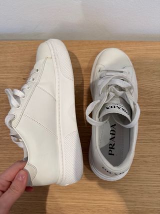 Zapatillas Prada Blancas