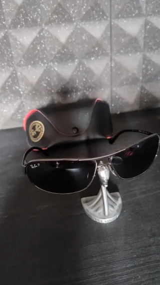 Ray-Ban Occhiali da Sole Neri e Argento