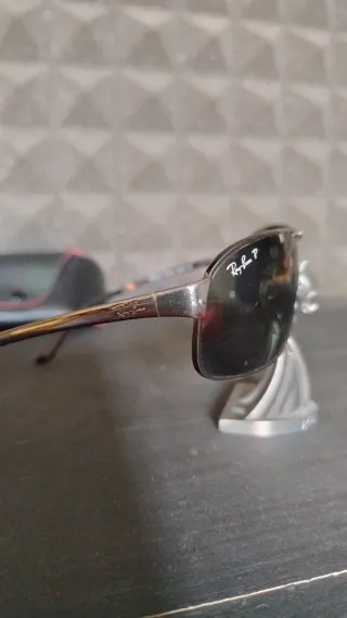 Ray-Ban Occhiali da Sole Neri e Argento