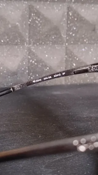 Ray-Ban Occhiali da Sole Neri e Argento