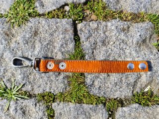 Porta-chaves em couro com fecho