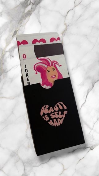 Juego de cartas Huda Beauty