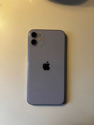 iPhone 11 64GB Morado