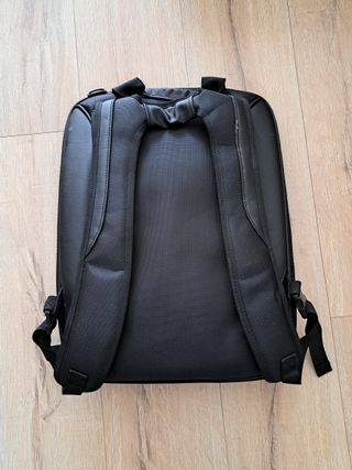 Mochila negra para portátil Antonio Miró