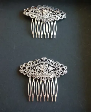 Conjunto Peinecillos Flamenca y agujilla Abanico