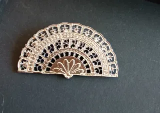 Conjunto Peinecillos Flamenca y agujilla Abanico