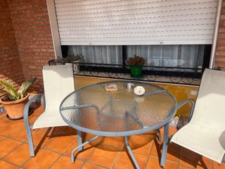 Mesa y 4 sillas Jardín Cristal Metal