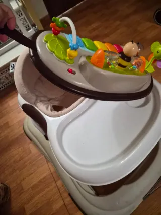 Andador bebé con juegos