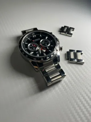 Reloj CURREN Cronógrafo Negro y Plateado