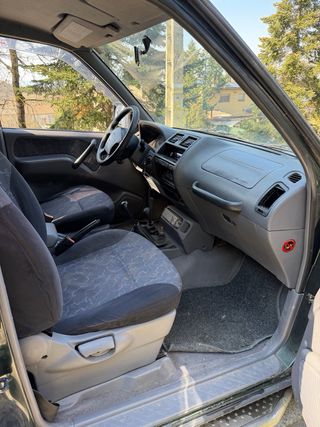 Nissan Terrano II 1998