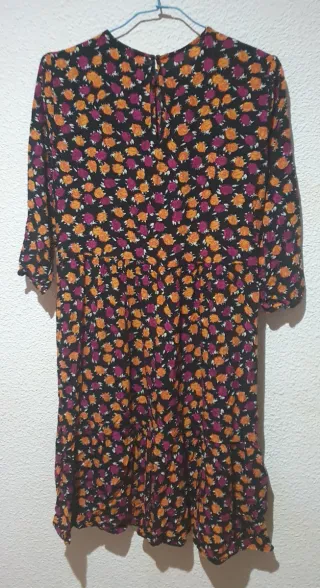 Vestido estampado floral negro
