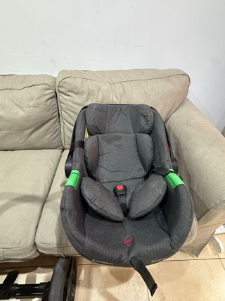 Silla de paseo y silla de coche bebé