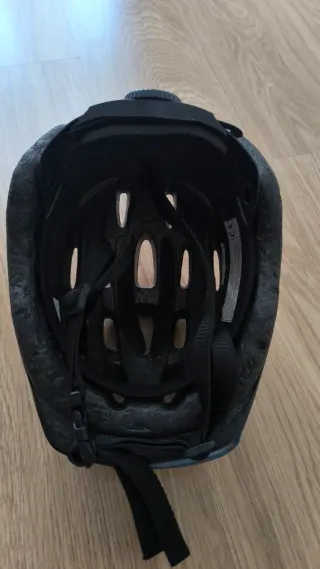 Casco bici infantil azul cohetes