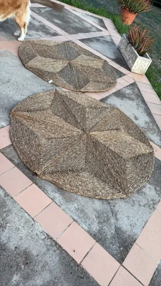 Alfombra redonda de ratán. 150 diametro