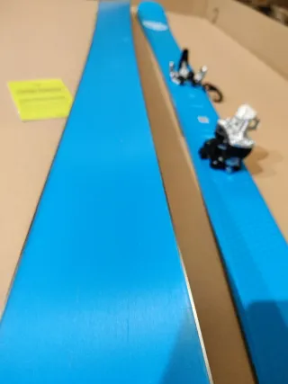 Blackcrows Ova Freebird 176cm Sci da Montagna